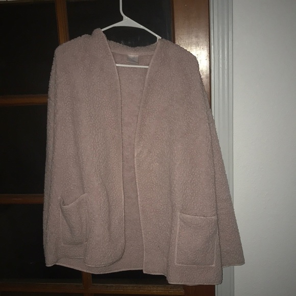 Sweater/jacket - Picture 1 of 1